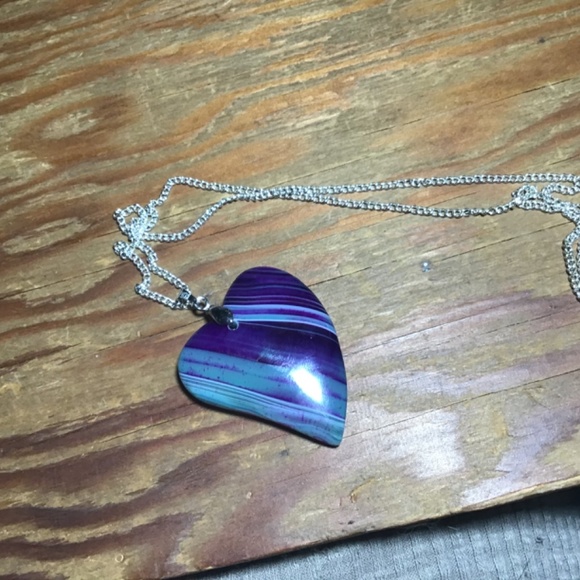 Handmade real agate silver plated heart necklace - Picture 5 of 6